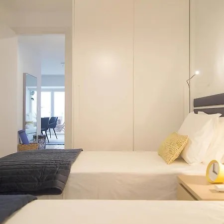 Santos Cozy With Ac And Terrace Apartment *