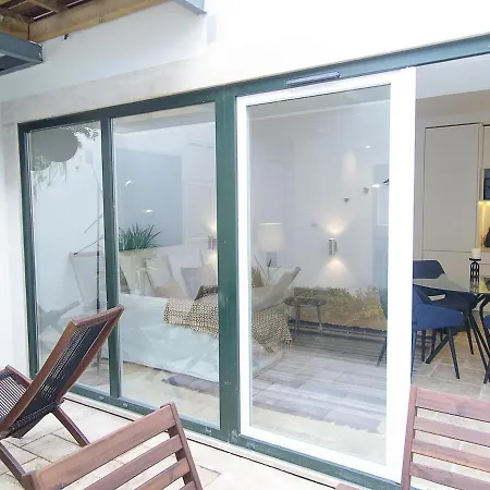 Santos Cozy With Ac And Terrace Appartement