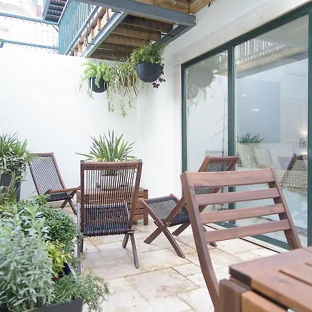 Santos Cozy With Ac And Terrace Lizbona