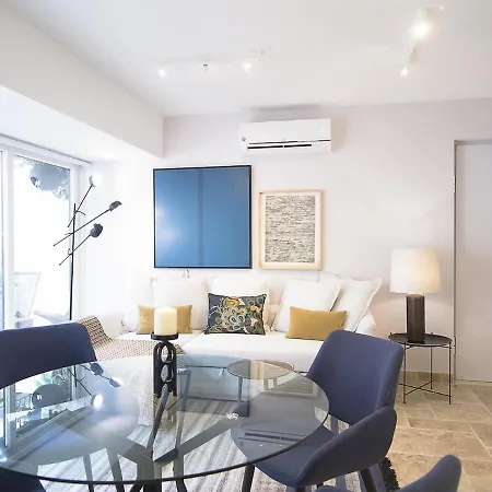Santos Cozy With Ac And Terrace Lägenhet